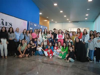 Foto da Notícia: Mães e filhos ocupam OAB-MT para manhã de emoção e brincadeiras