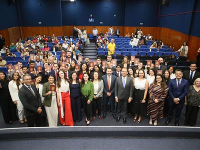 Foto da Notícia: Desejando muito sucesso, OAB-MT dá as boas-vindas a 22 novos advogados