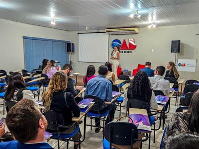 Notícia destaque: Gisela Cardoso compartilha conhecimentos em curso de Iniciação à Advocacia