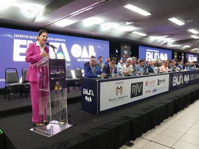 Foto da Notícia: Acreditar nos sonhos e se qualificar para alcançá-los foi a mensagem que marcou a abertura do Encontro Nacional da Jovem Advocacia